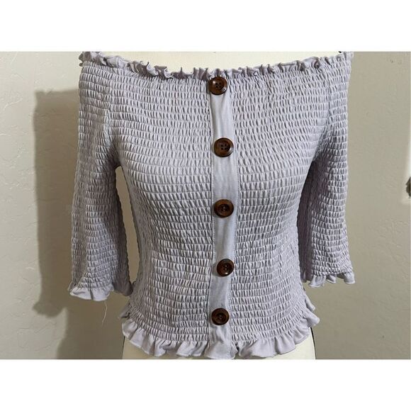 lilac peasant blouse with wood textured buttons elastic fabric size M. item B1 - Picture 1 of 2